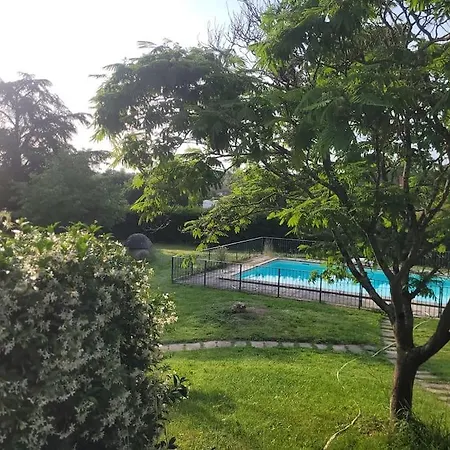 Clair Soleil Au Coeur De La Toscane Occitane